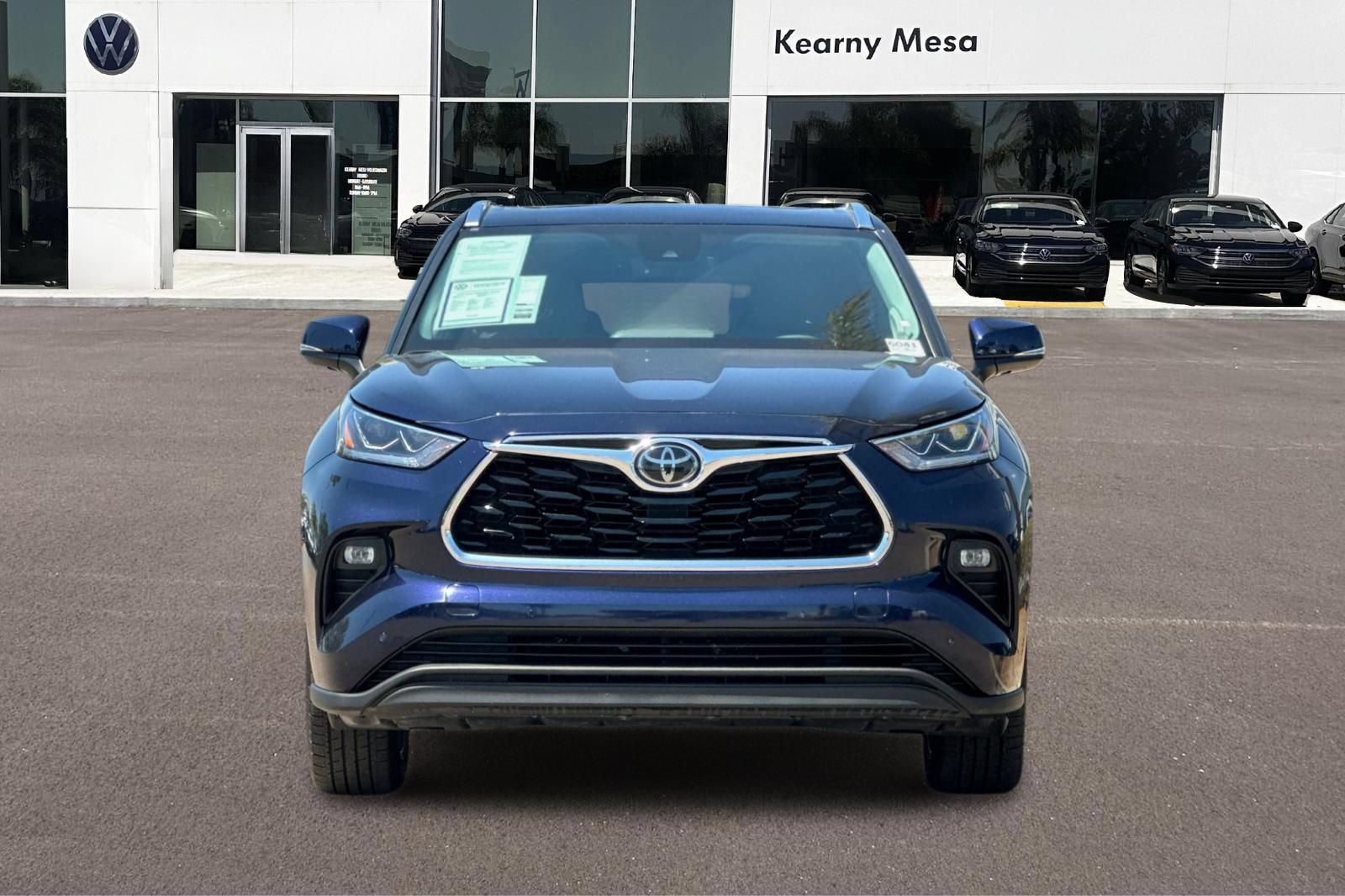 Used 2020 Toyota Highlander Limited FWD image 9