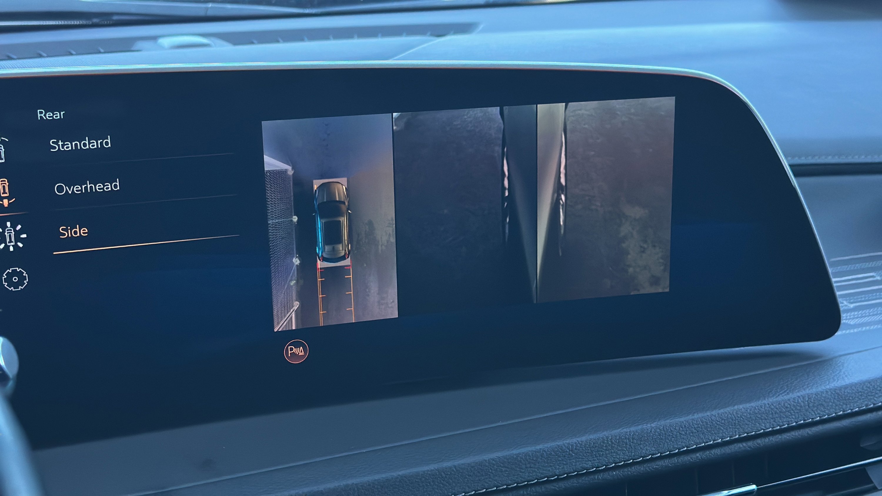 Used 2025 Cadillac XT4 Premium Luxury image 33