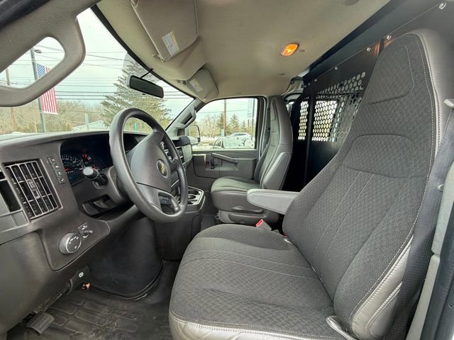 Used 2024 Chevrolet Express 2500 w/ Driver Convenience Package image 12