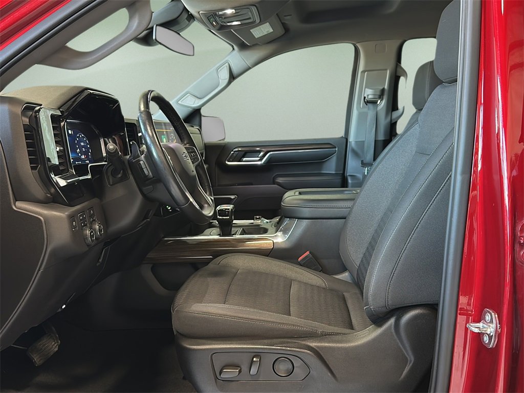 Used 2022 Chevrolet Silverado 1500 LT Trail Boss w/ Protection Package image 3