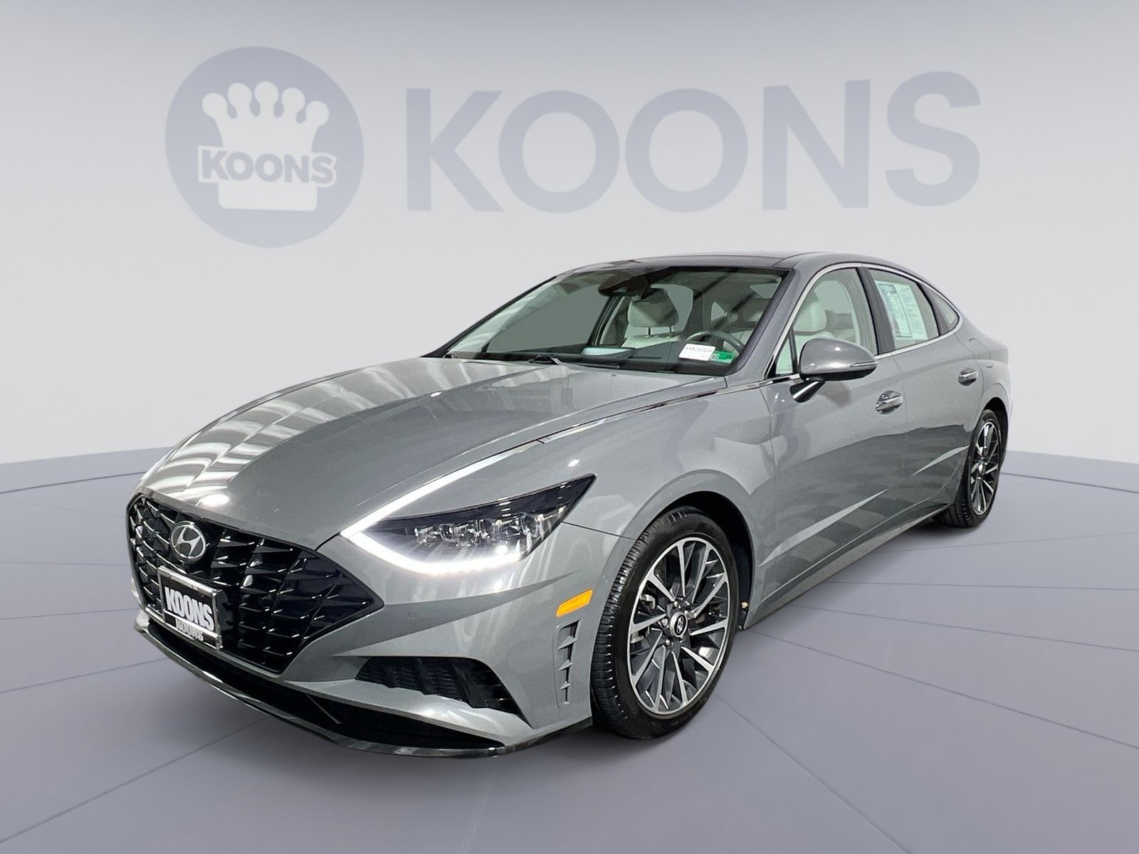 Used 2023 Hyundai Sonata Limited w/ Preferred Accessory Package image 1