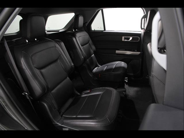Certified 2023 Ford Explorer XLT w/ Equipment Group 202A AWD/4WD image 16