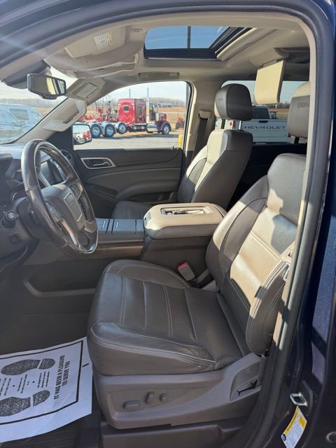 Used 2019 GMC Yukon XL Denali w/ Denali Ultimate Package image 14