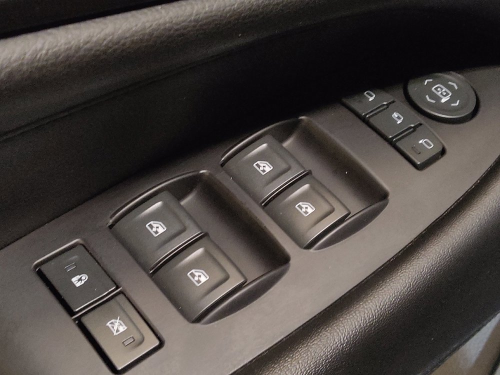 Used 2019 Cadillac Escalade Luxury w/ Escalade Sport Edition image 27