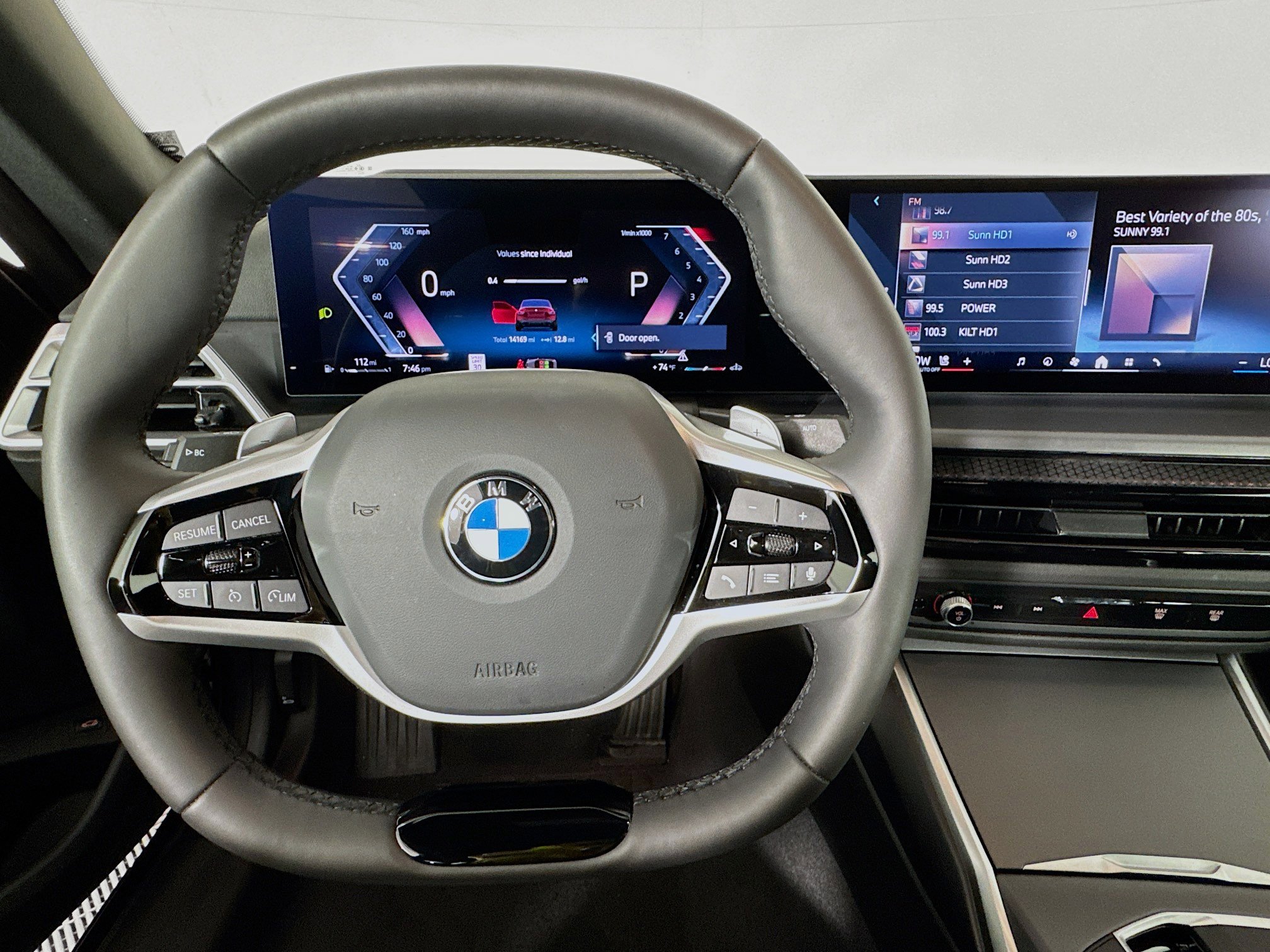 Used 2025 BMW 230i Coupe w/ Premium Package image 11