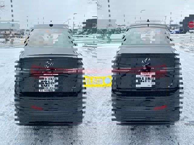 New 2025 Volkswagen Jetta SE image 5