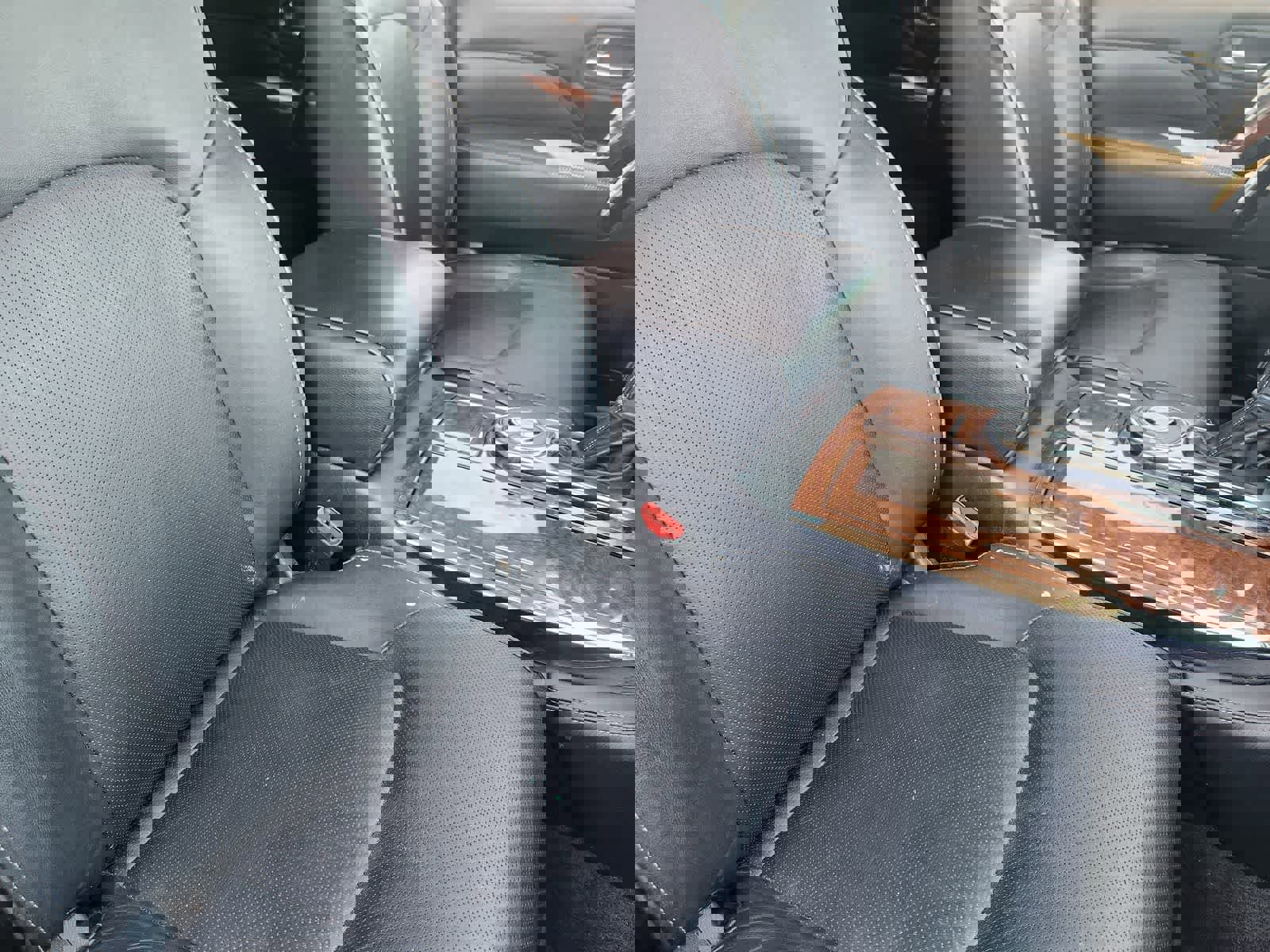 Used 2019 INFINITI QX80 Luxe image 13