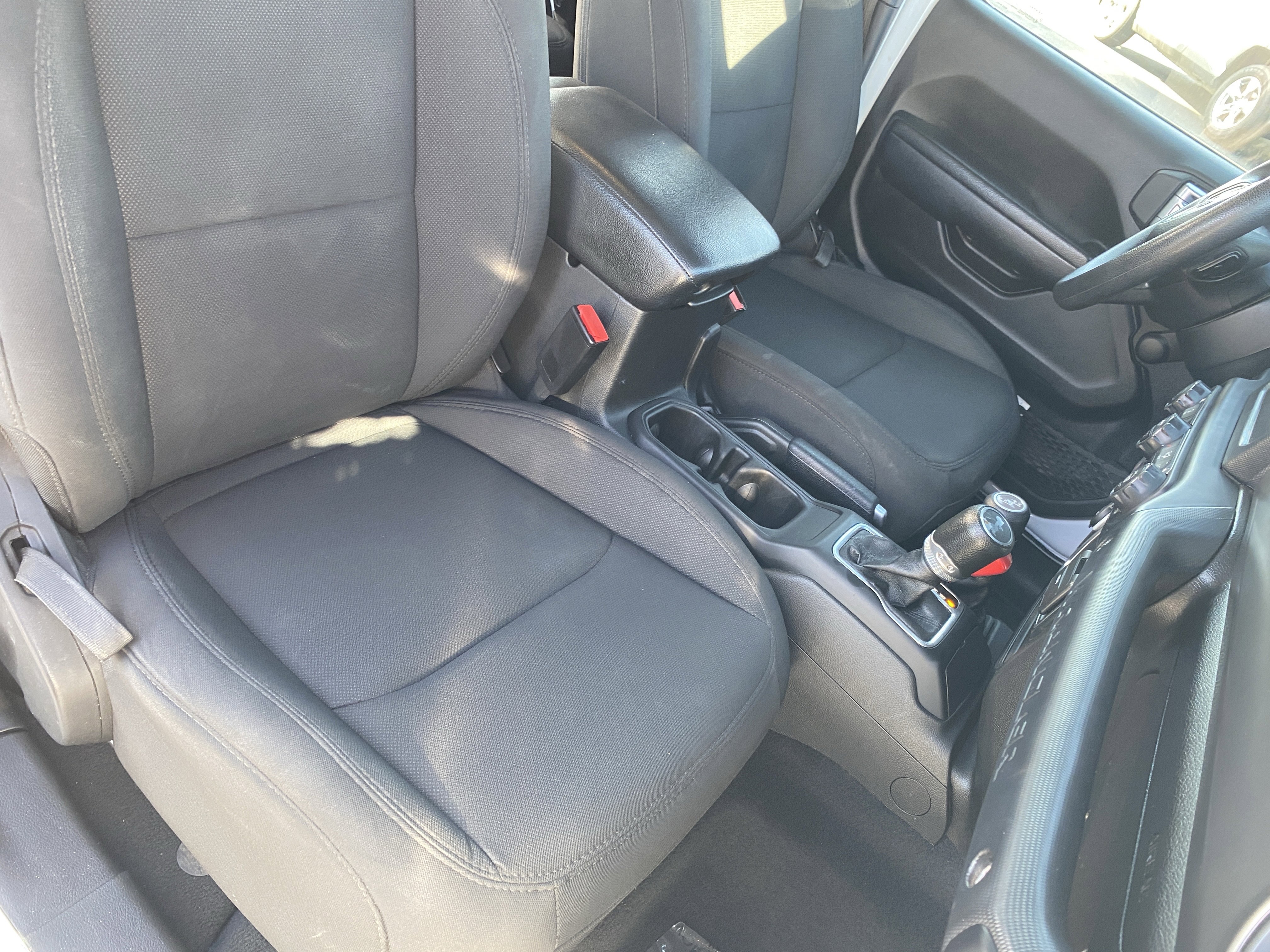 Used 2023 Jeep Wrangler Sport image 8