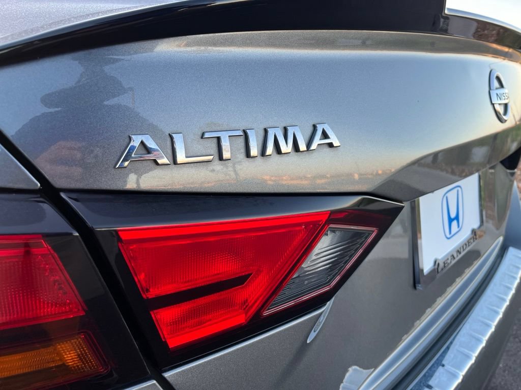 Used 2020 Nissan Altima 2.5 SV FWD image 8