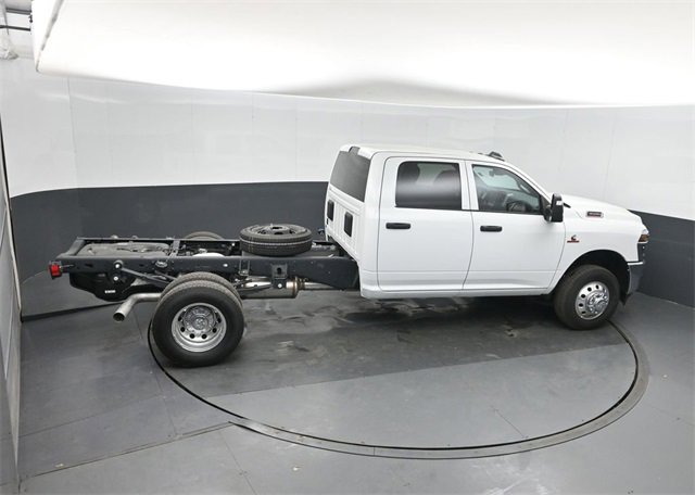 New 2026 RAM 3500 Tradesman w/ Chrome Appearance Group image 30