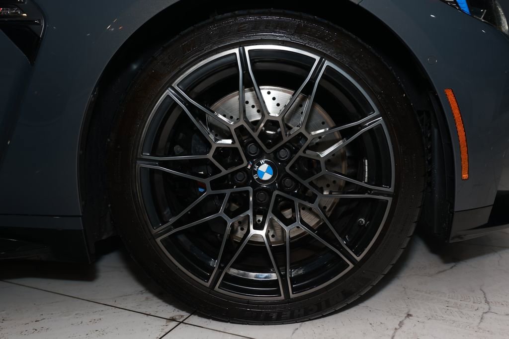 Used 2025 BMW M4 Coupe w/ Executive Package image 33