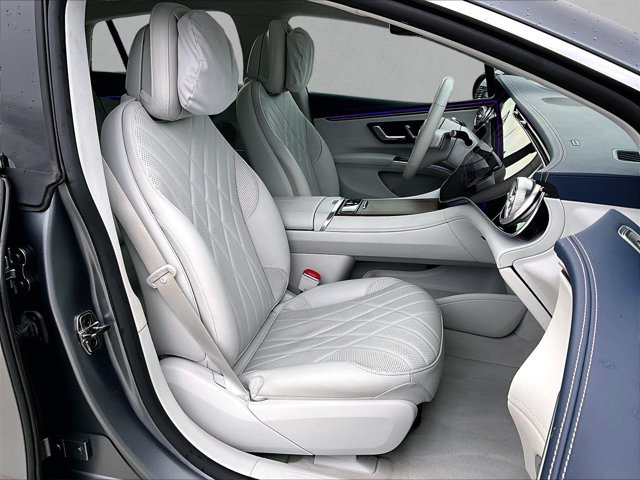 Used 2023 Mercedes-Benz EQS 580 4MATIC Sedan image 9