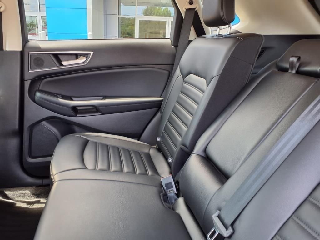 Used 2024 Ford Edge SEL image 30