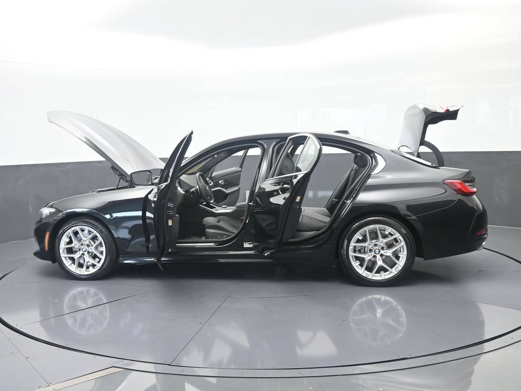 Used 2026 BMW 330i Sedan w/ Convenience Package RWD image 72