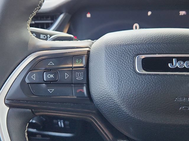 Used 2025 Jeep Grand Cherokee L Laredo w/ Luxury Tech Group I AWD/4WD image 39