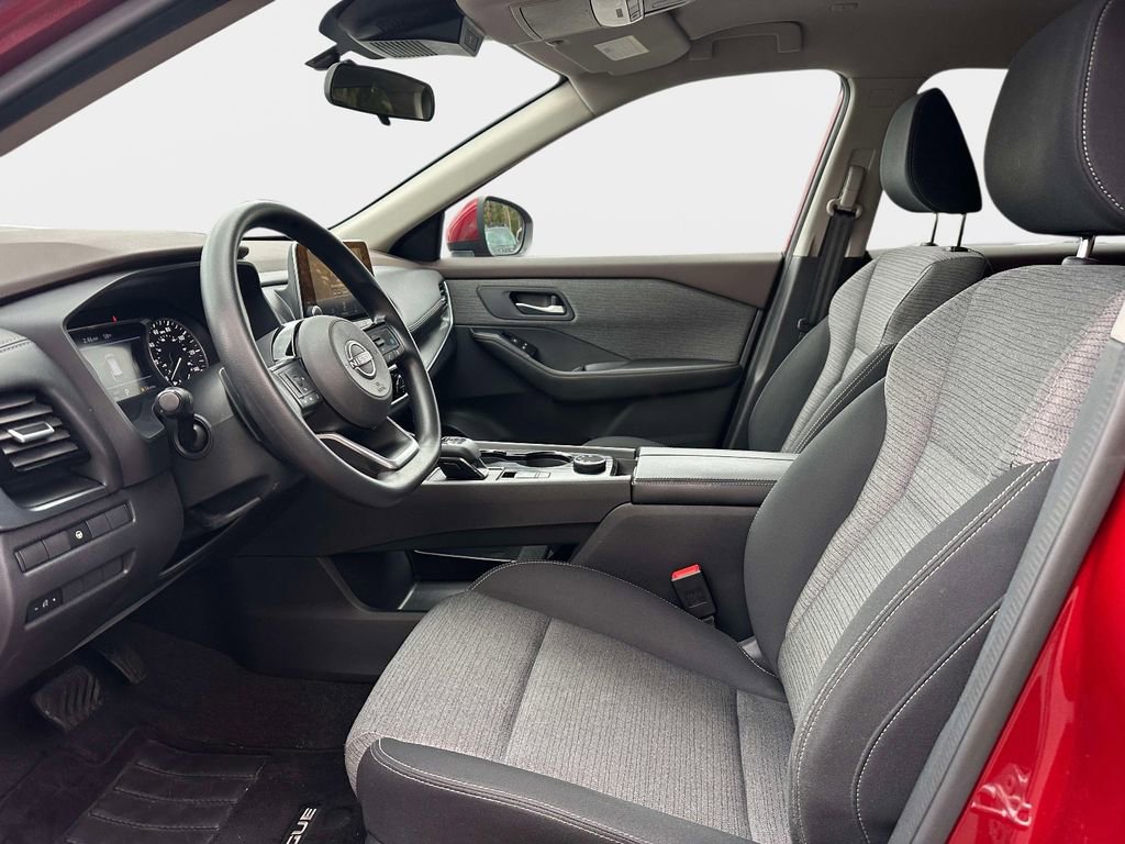 Certified 2022 Nissan Rogue SV image 18