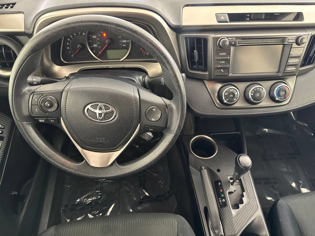 Used 2015 Toyota RAV4 LE AWD/4WD image 25