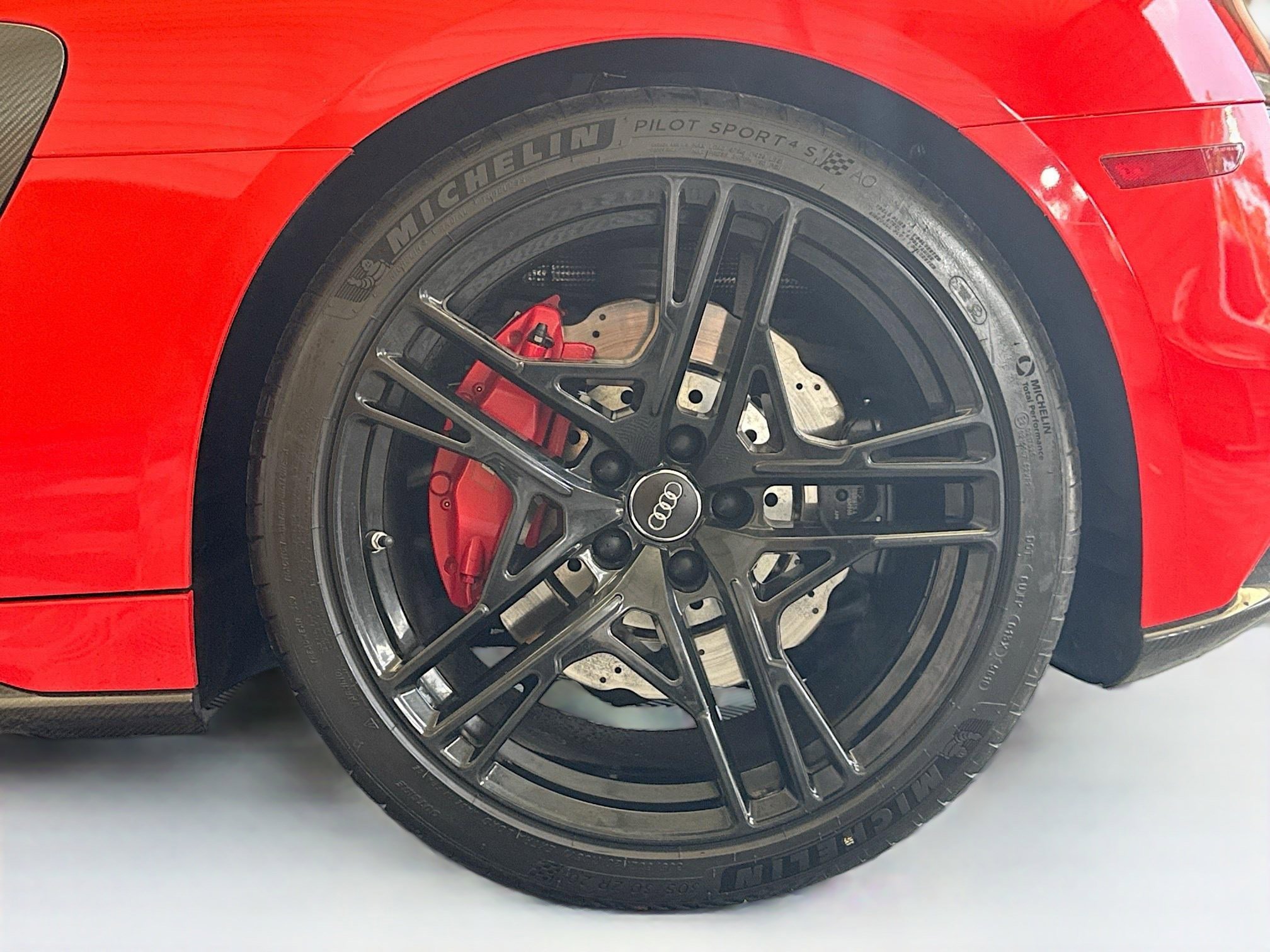 Used 2020 Audi R8 V10 image 19