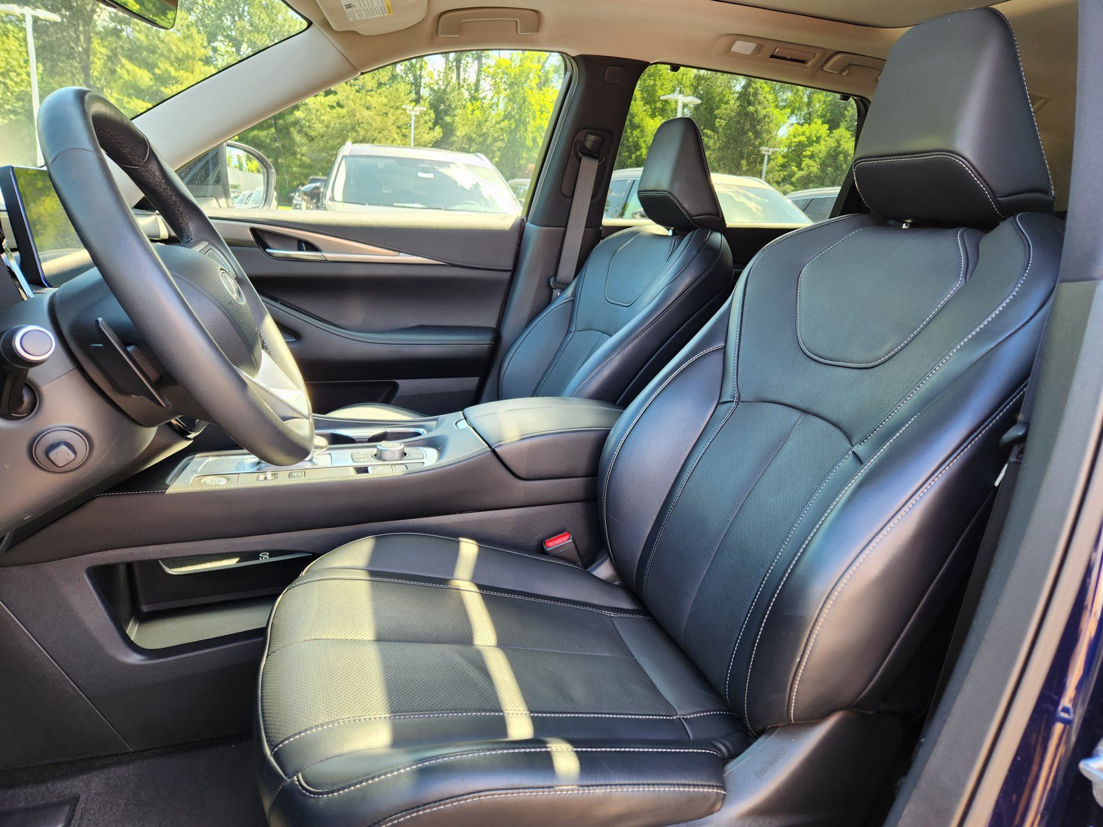 Certified 2023 INFINITI QX60 Luxe w/ Cargo Package AWD/4WD image 10