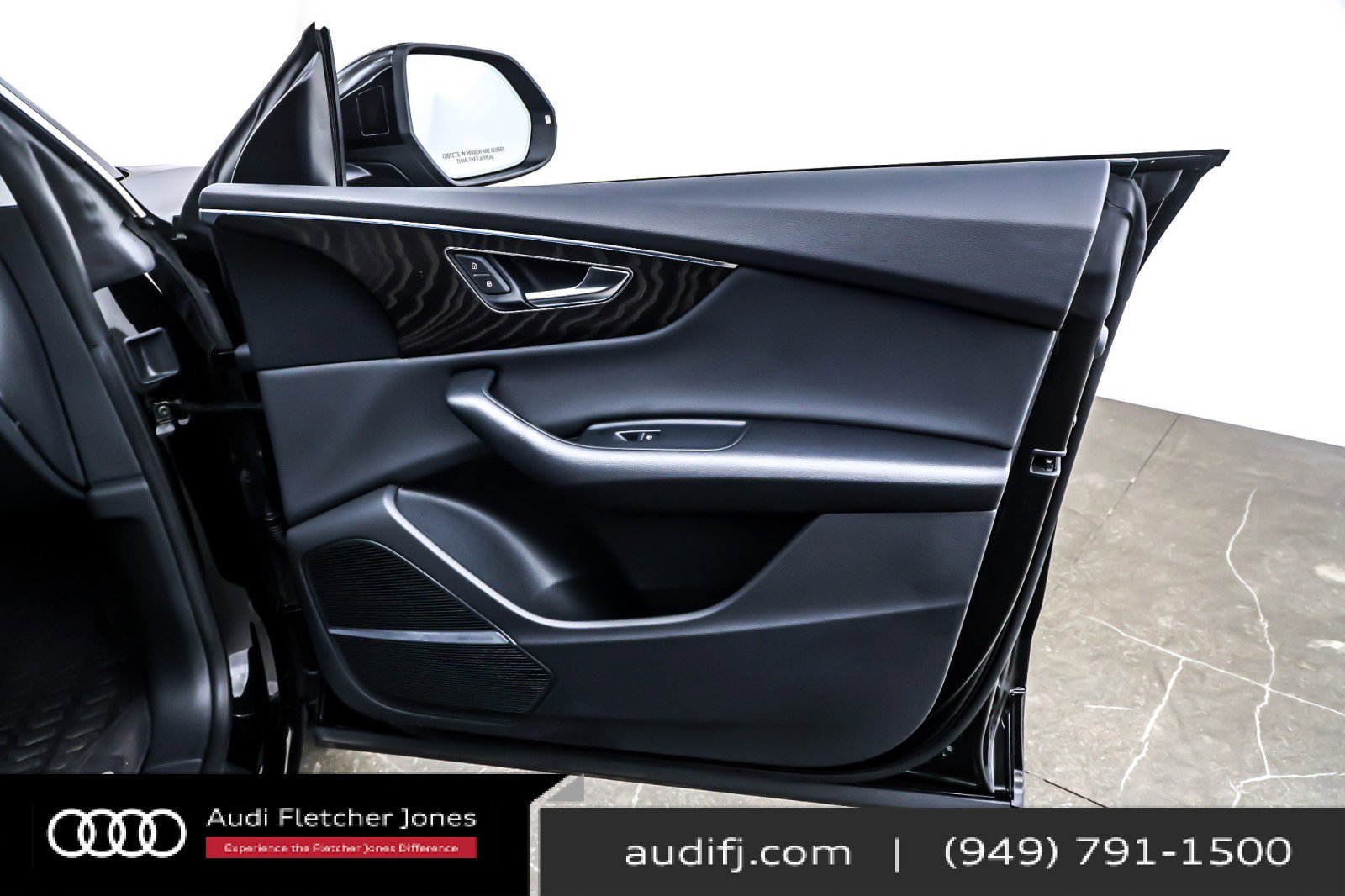 Used 2022 Audi Q8 Premium Plus image 24