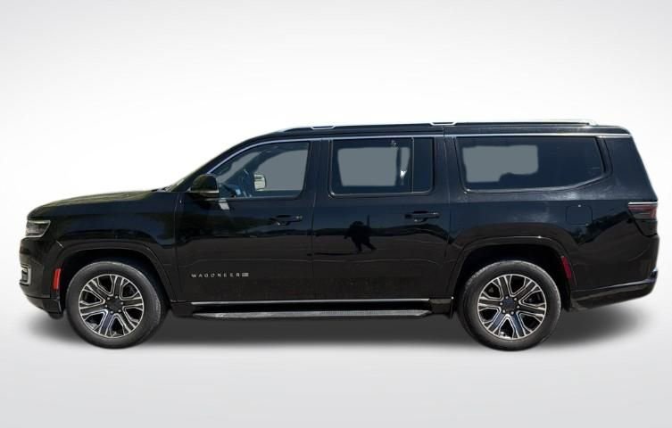 Used 2024 Jeep Wagoneer L Series II w/ Flexible Seating Group image 14