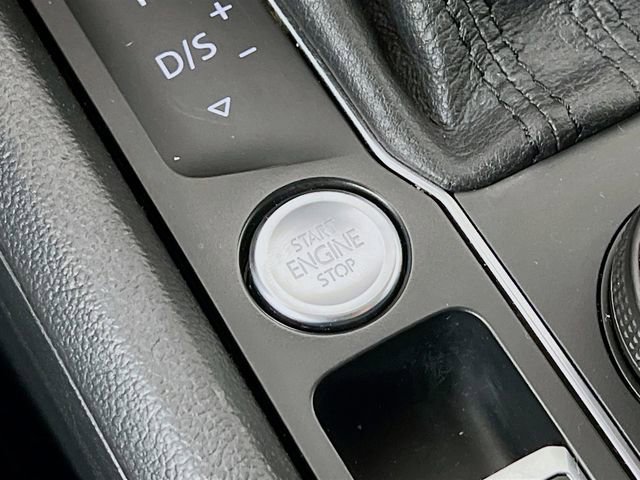Used 2019 Volkswagen Atlas SEL AWD/4WD image 15