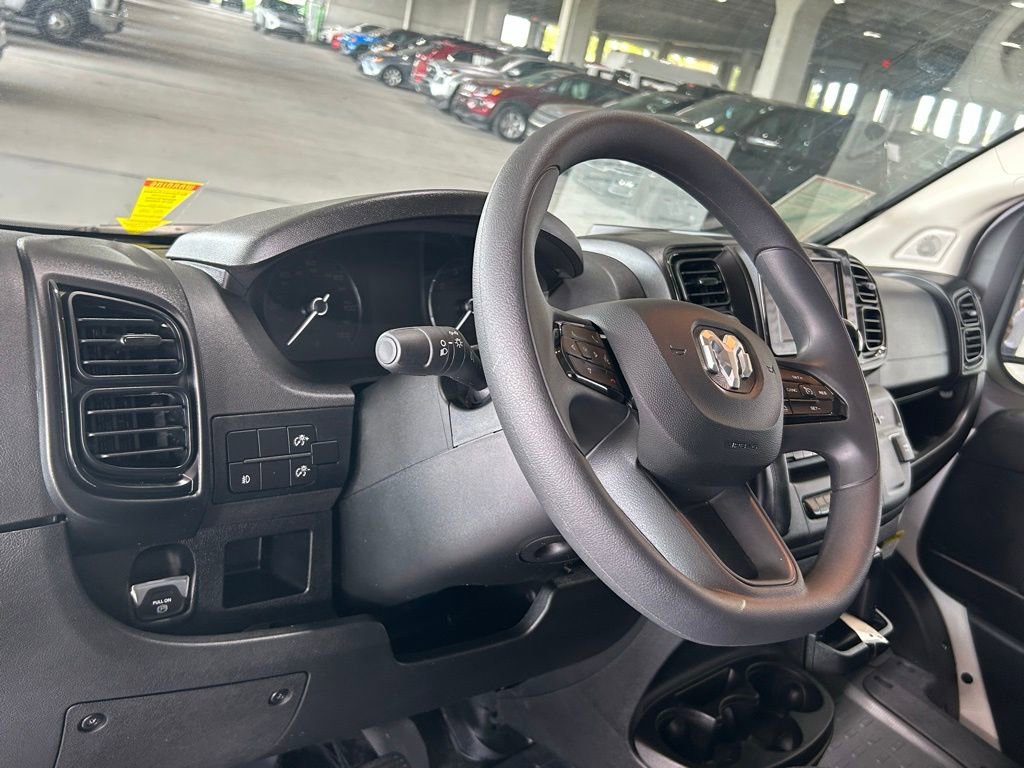 Used 2025 RAM ProMaster 2500 w/ Convenience Group image 19