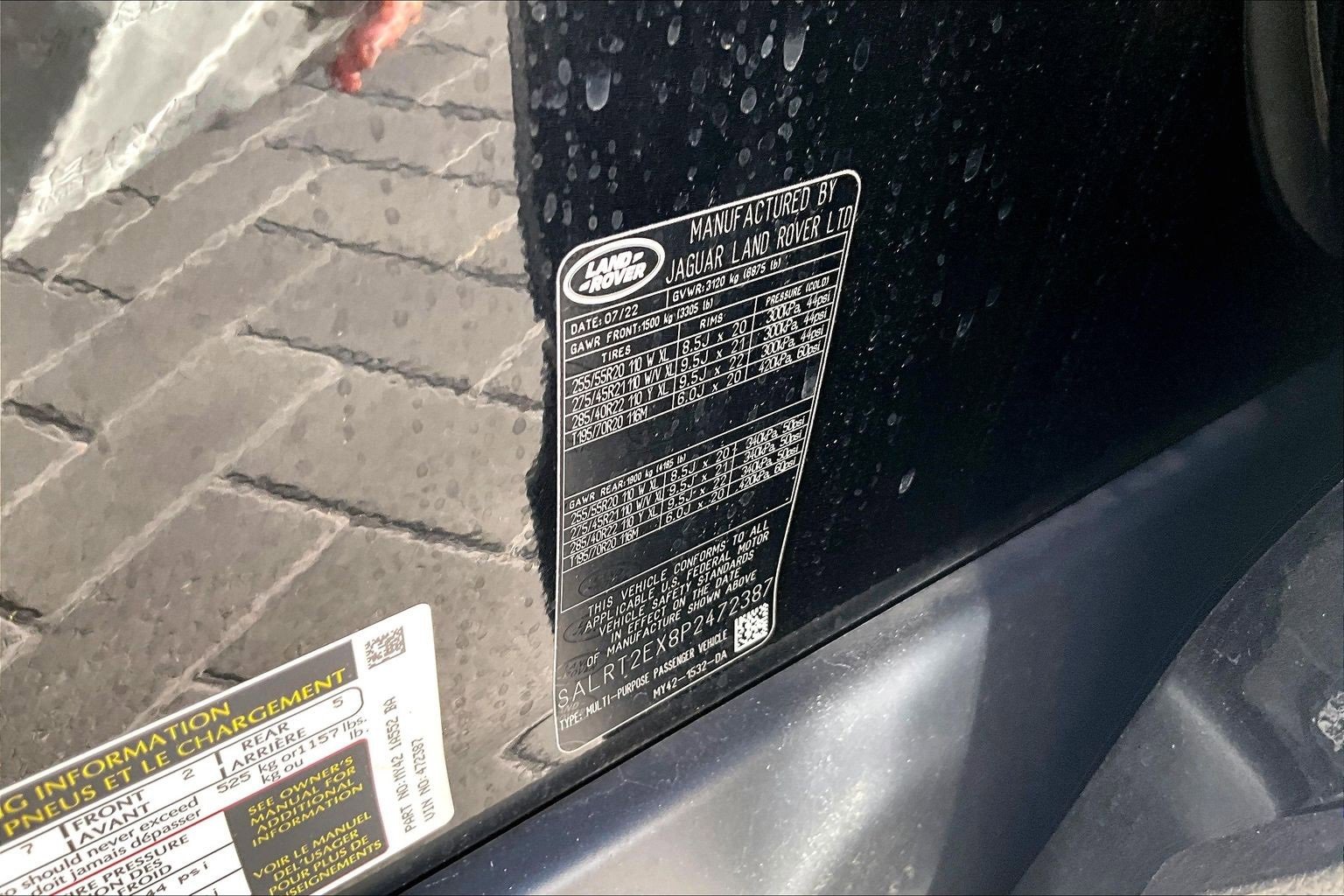 Used 2023 Land Rover Discovery S R-Dynamic image 34