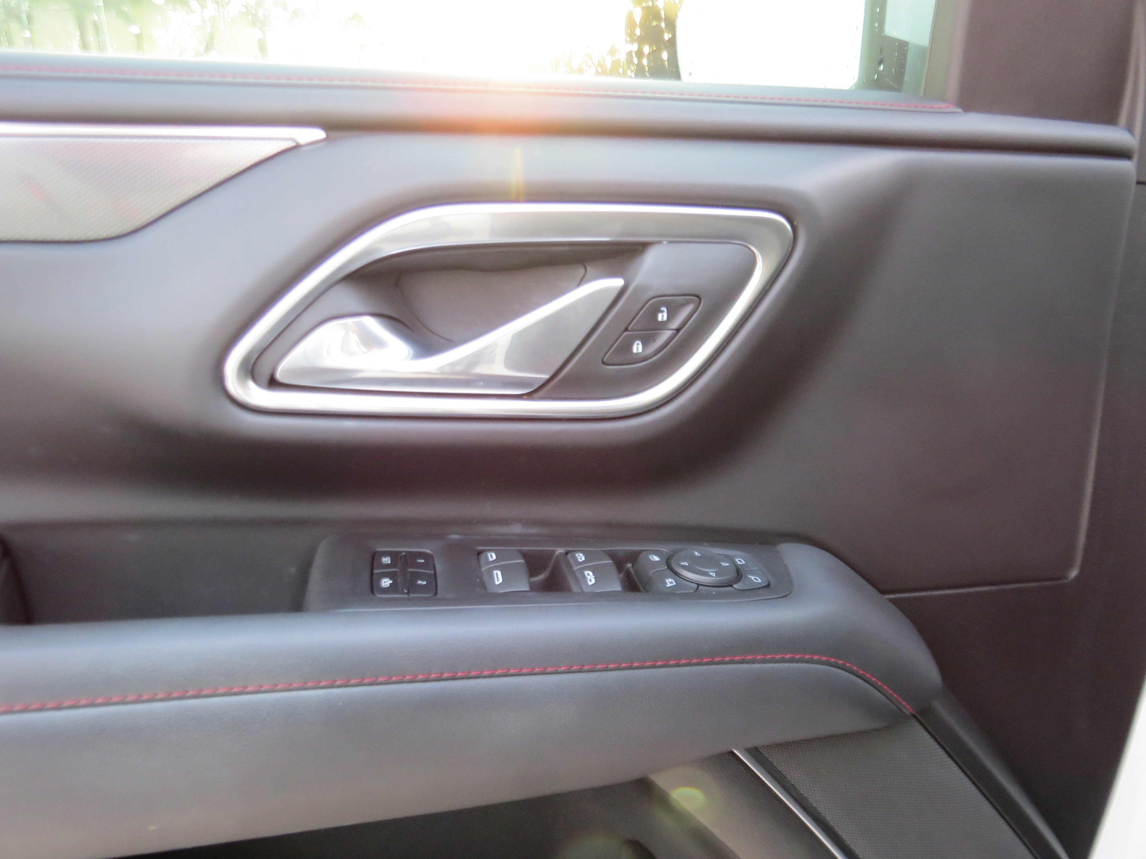 Used 2024 Chevrolet Tahoe RST w/ Luxury Package image 19