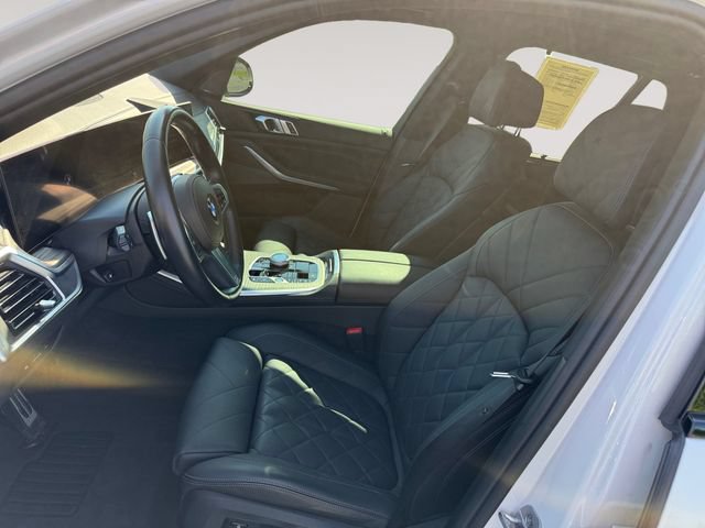 Used 2024 BMW X5 xDrive40i w/ Executive Package AWD/4WD image 9