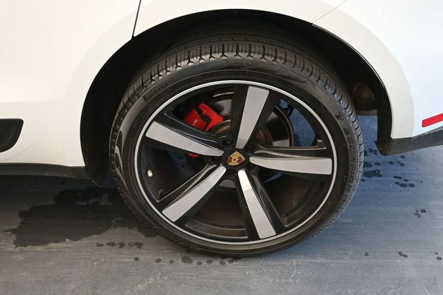 Used 2023 Porsche Macan S AWD/4WD image 11