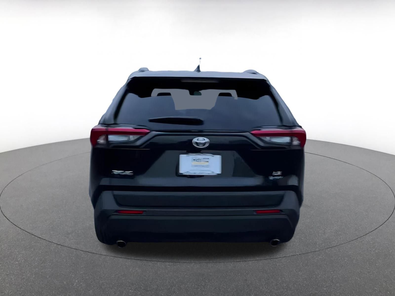 Used 2025 Toyota RAV4 LE image 12