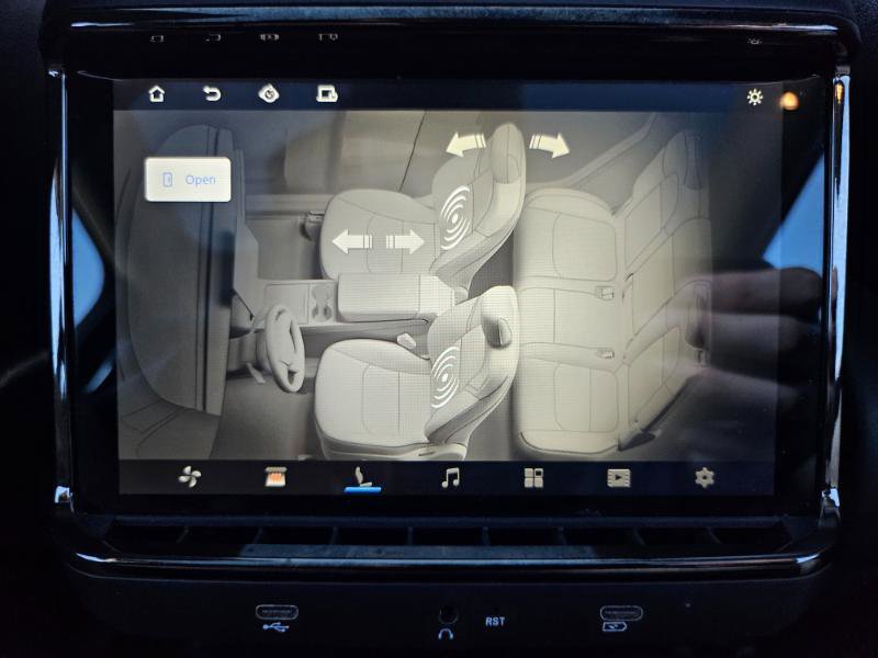 Used 2023 Tesla Model Y Long Range image 58