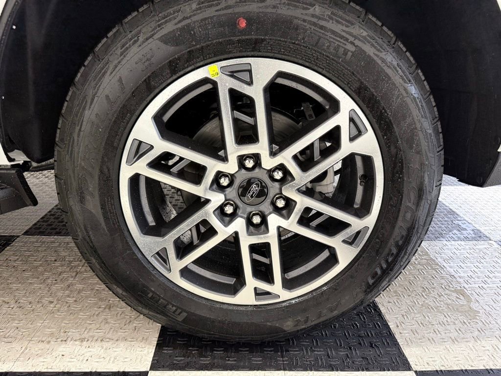 New 2026 Ford Expedition Active AWD/4WD image 15