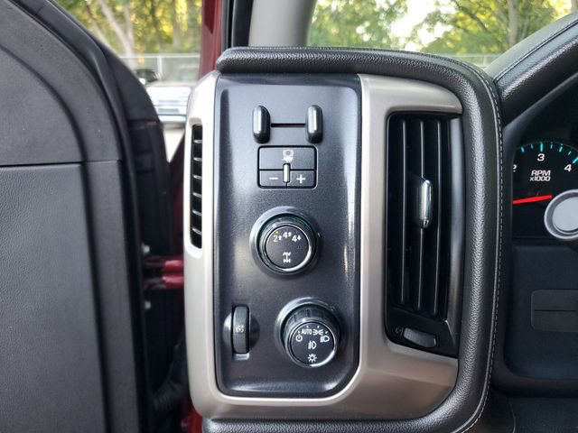 Used 2017 GMC Sierra 2500 Denali w/ Suspension Package, Off-Road image 30
