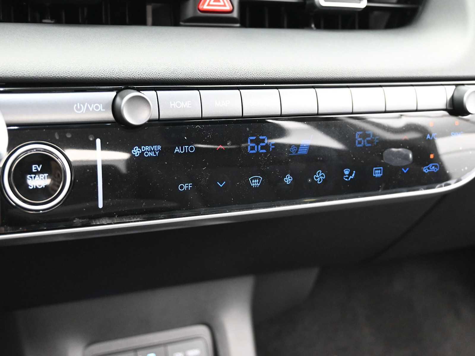 New 2025 Hyundai Ioniq 5 SE image 19