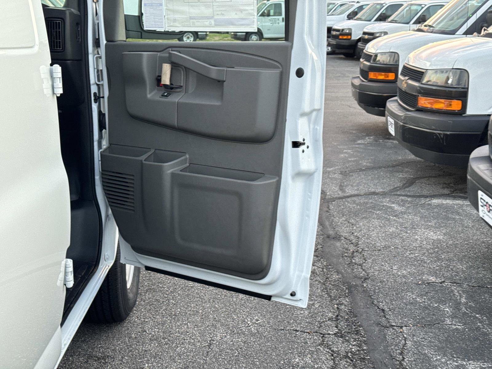 New 2026 Chevrolet Express 2500 w/ Driver Convenience Package RWD image 10