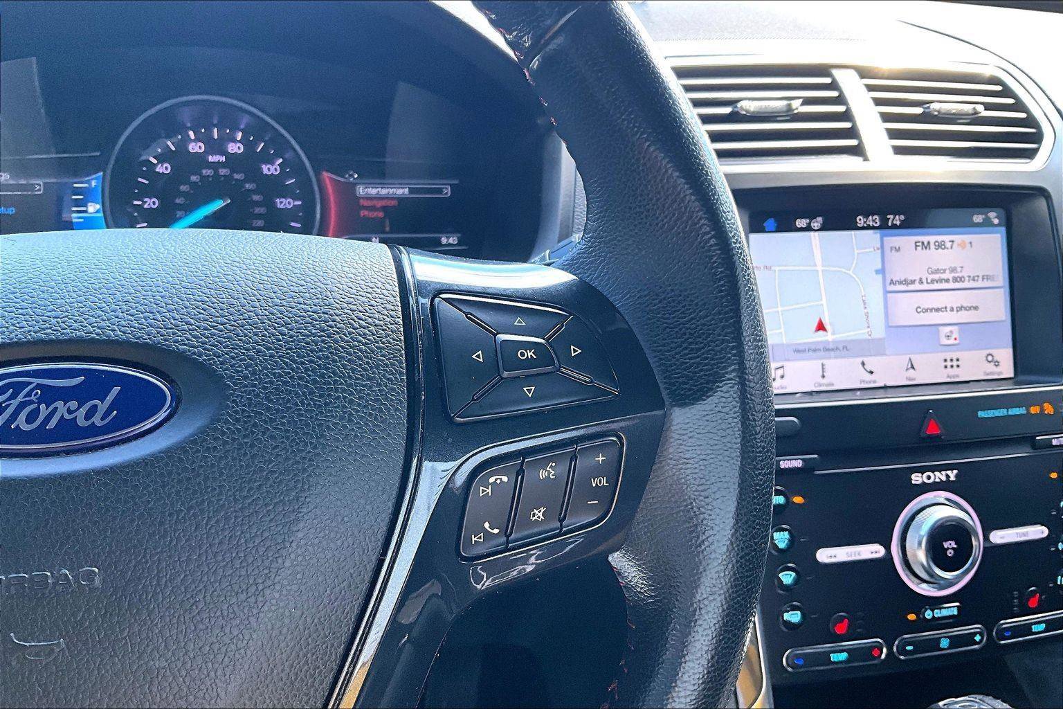 Used 2019 Ford Explorer Sport AWD/4WD image 12