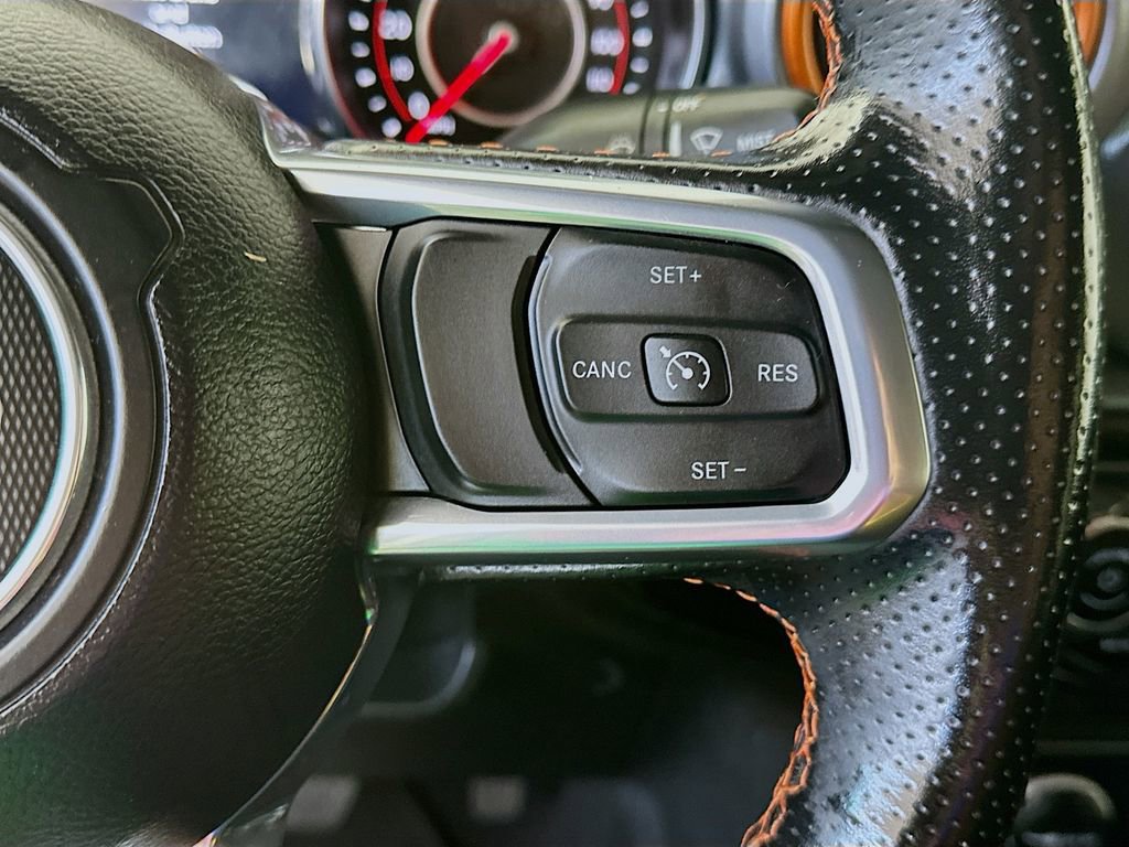 Used 2022 Jeep Gladiator Mojave w/ Cold Weather Group AWD/4WD image 26