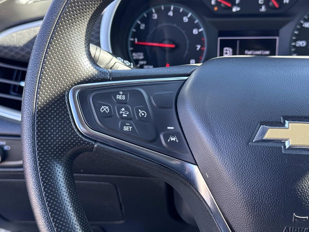 Used 2023 Chevrolet Malibu LT image 32