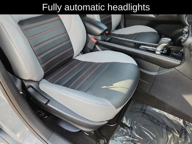 Used 2023 Nissan Kicks SR w/ SR Premium Package image 26