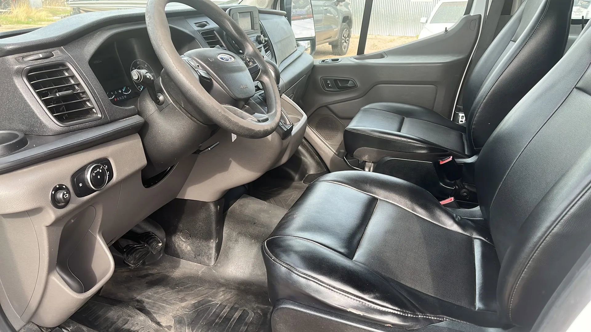 Used 2020 Ford Transit 250 Medium Roof w/ Load Area Protection Package image 8