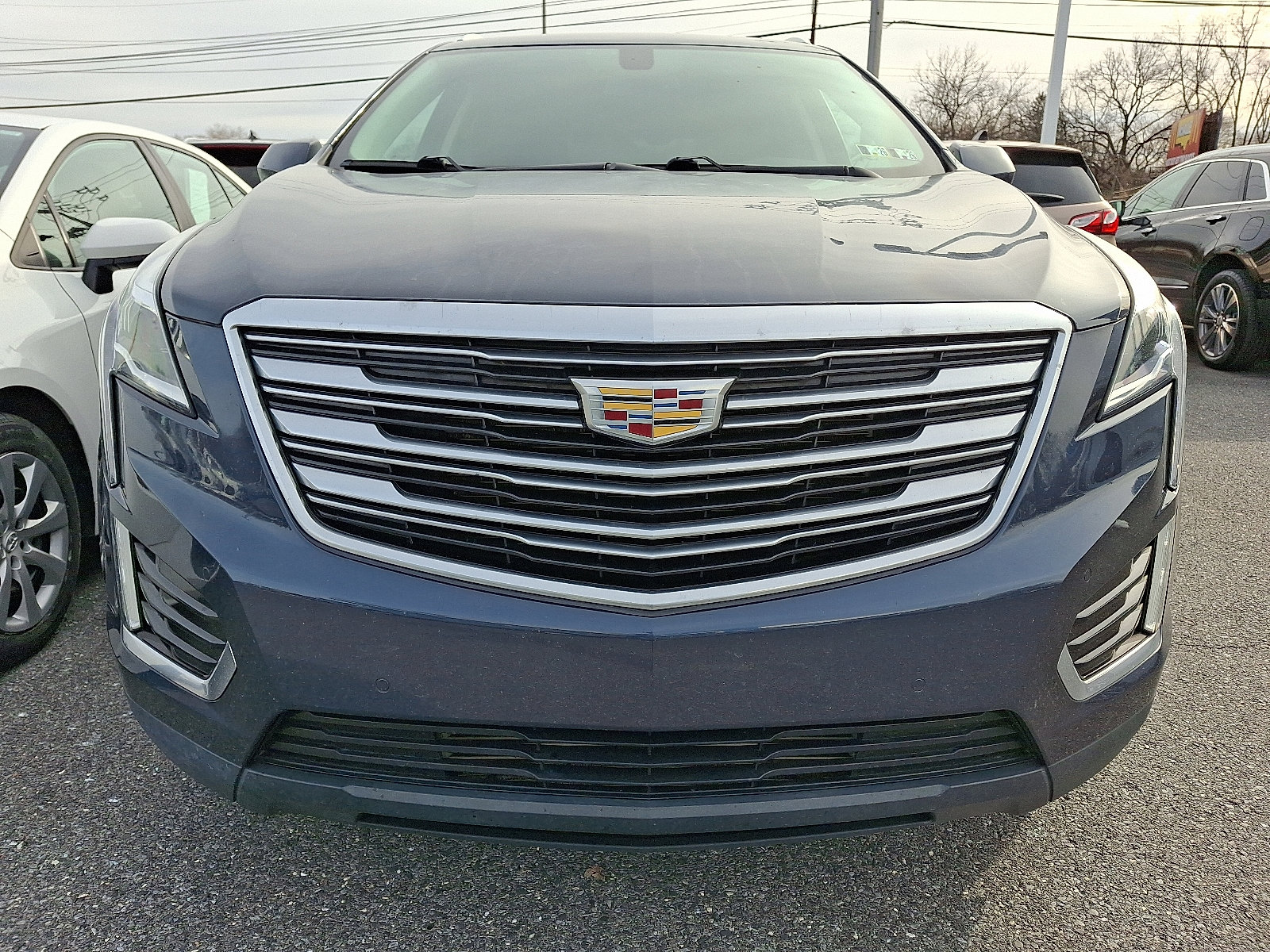 Used 2018 Cadillac XT5 Luxury image 2