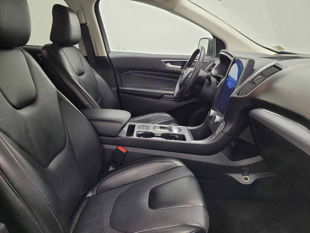 Used 2021 Ford Edge Titanium w/ Cargo Accessory Package FWD image 21