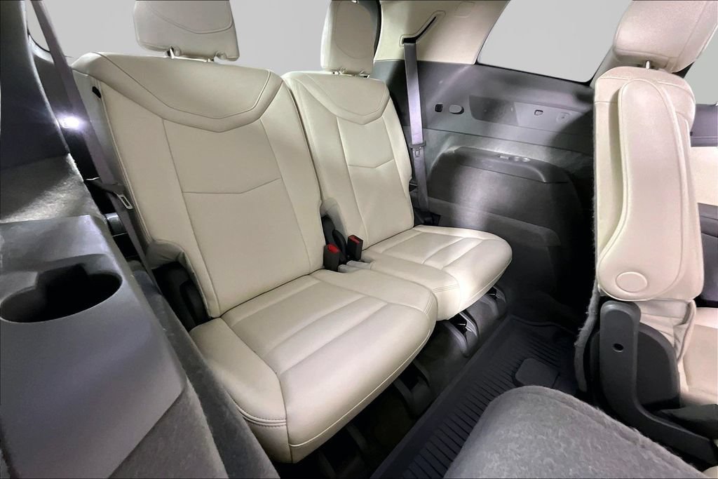 Certified 2021 Cadillac XT6 Premium Luxury FWD image 24