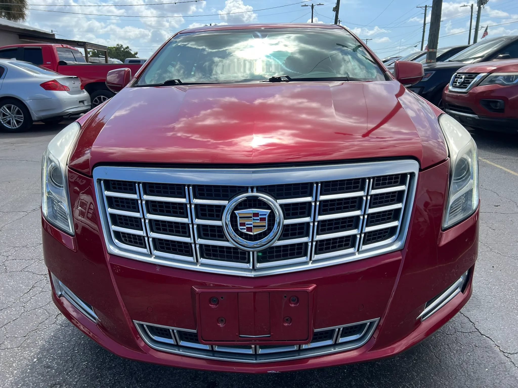 Used 2013 Cadillac XTS Luxury FWD image 3