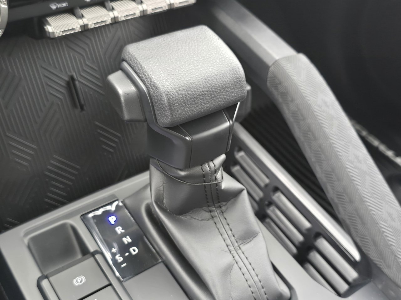 New 2026 Toyota Tacoma SR5 AWD/4WD image 28
