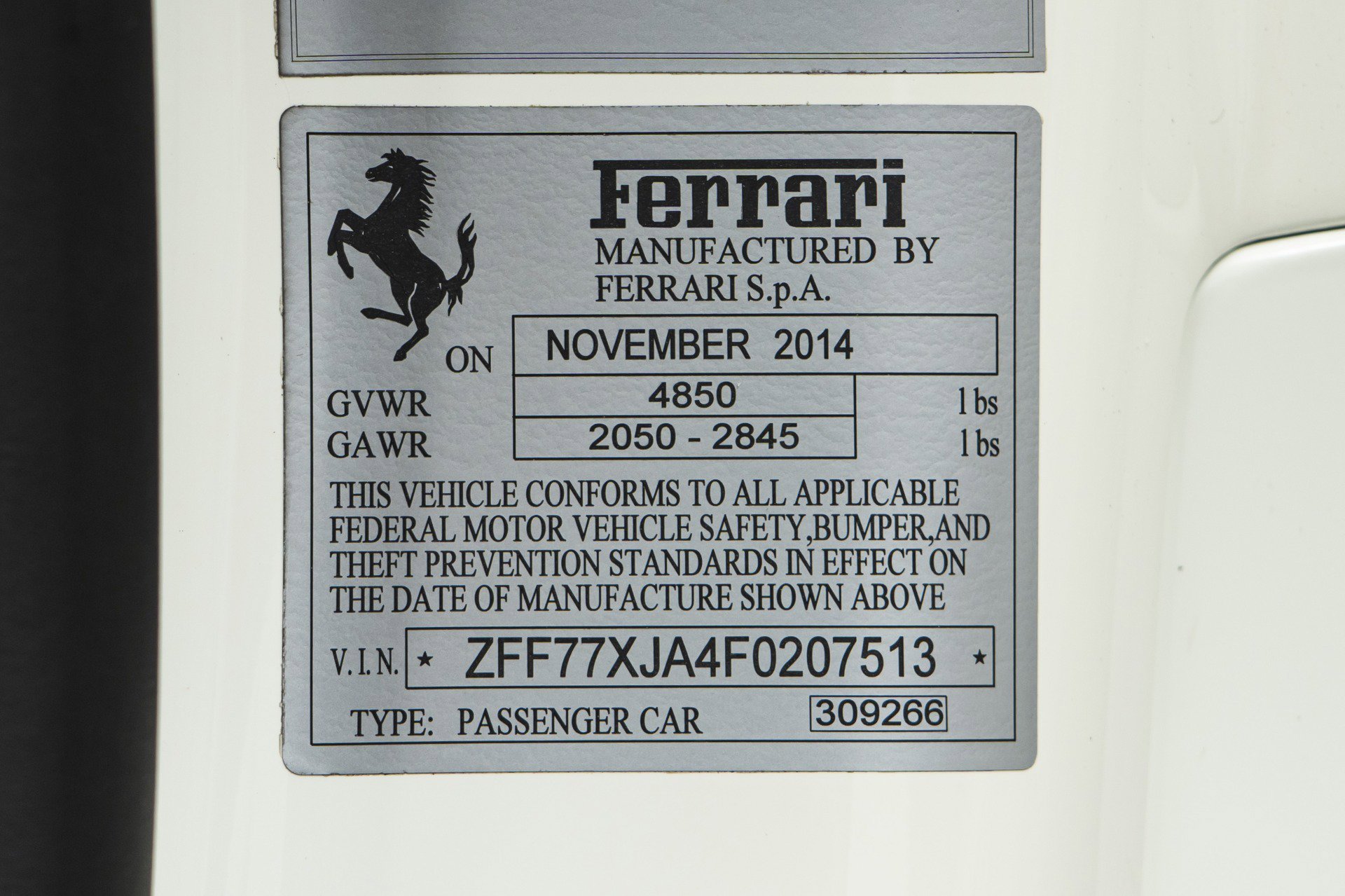 Used 2015 Ferrari California T image 20