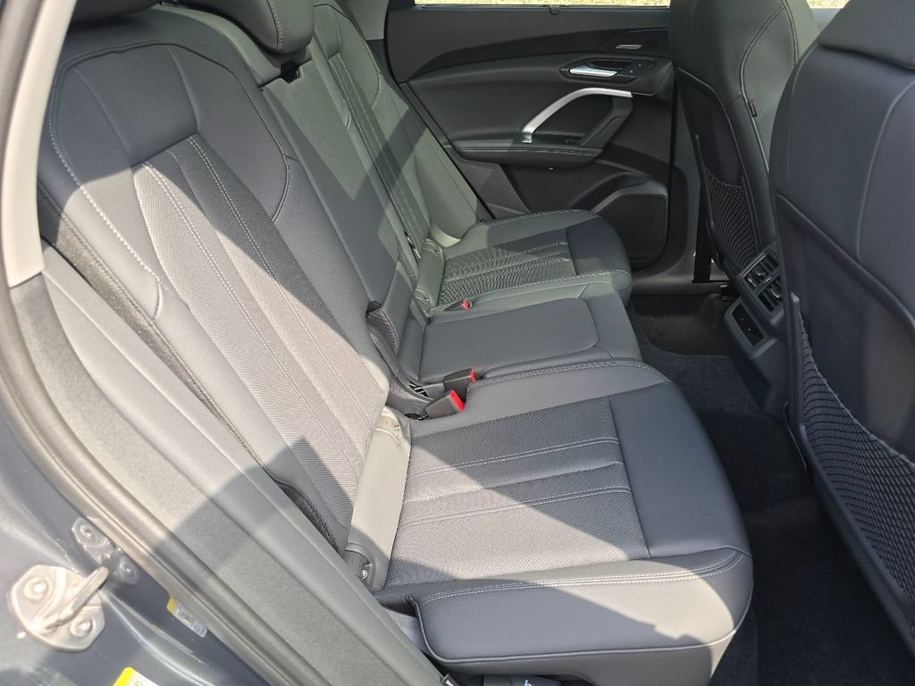 New 2026 Audi Q5 Premium Plus AWD/4WD image 32