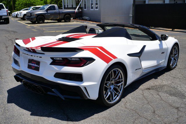 Used 2023 Chevrolet Corvette Z06 RWD image 61